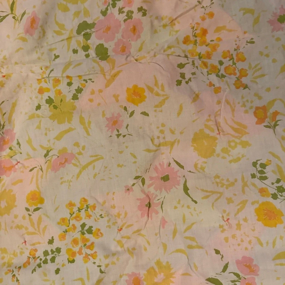 Vintage Handmade Tumbling Blocks Quilt 43x62 3D Cube Patchwork Floral Back